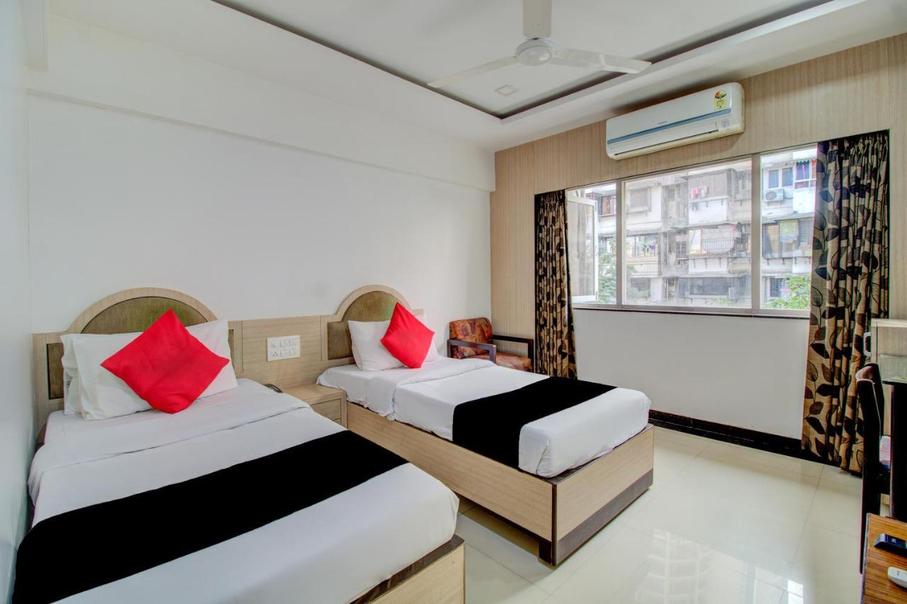 Capital O 76484 Hotel Balwas International Mumbai Dış mekan fotoğraf